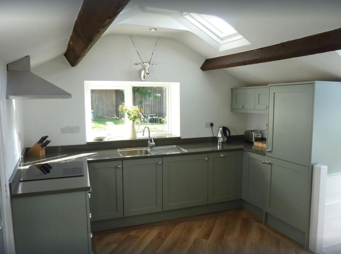 The Retreat Cottage Bowness-on-Windermere Bagian luar foto